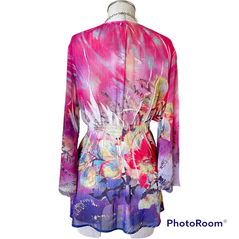 Beautiful Pastel Sheer Blouse - Picture 2 of 5